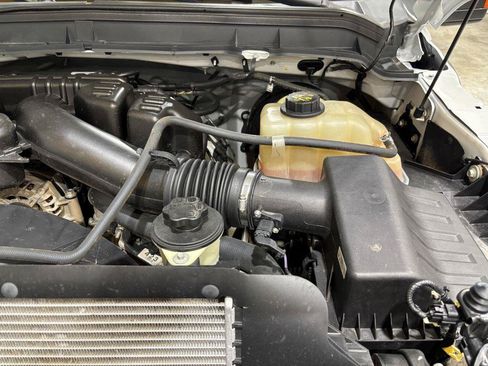 Used 2014 Ford F250 XL w/ Power Equipment Group AWD/4WD image 25