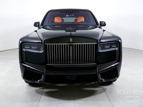 Used 2026 Rolls-Royce Cullinan Black Badge AWD/4WD image 7
