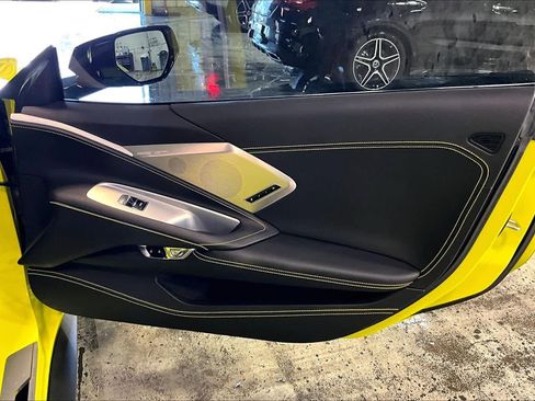 Used 2022 Chevrolet Corvette Stingray Premium Cpe RWD image 19