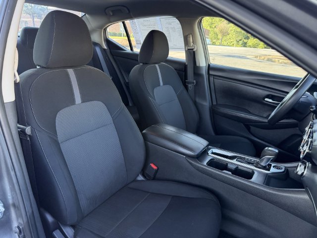 Used 2024 Nissan Sentra SV FWD image 34