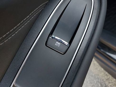 Used 2023 Subaru Outback Touring XT image 16