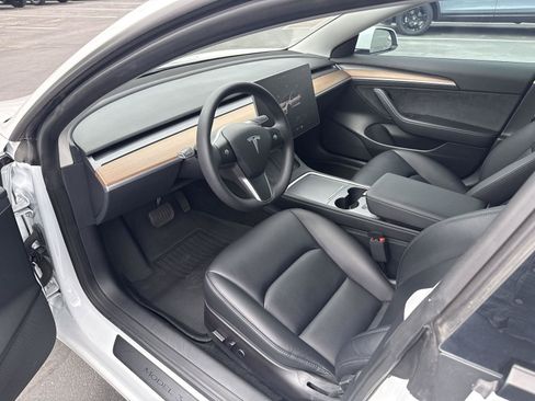 Used 2023 Tesla Model 3 Standard Range RWD image 10