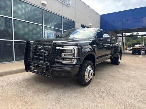 Used 2025 Ford F450 Lariat w/ Lariat Ultimate Package AWD/4WD image 4