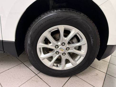 Used 2020 Chevrolet Equinox LS image 15