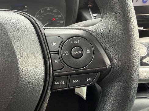 Used 2024 Toyota Corolla LE image 25