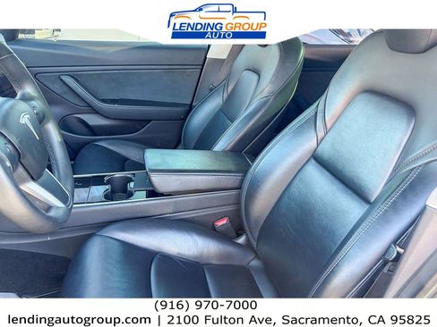 Used 2019 Tesla Model 3 Standard Range RWD image 16