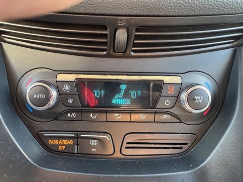 Used 2016 Ford Escape SE w/ Equipment Group 201A image 18