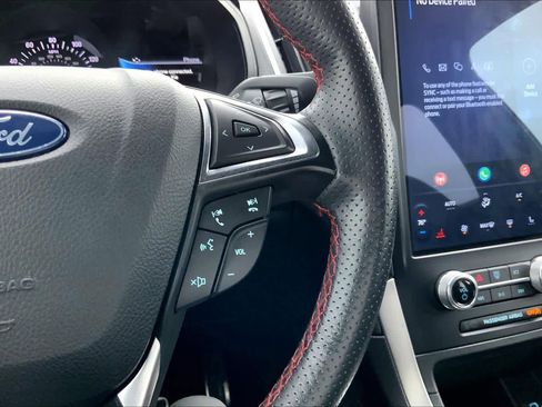 Certified 2024 Ford Edge ST-Line image 24