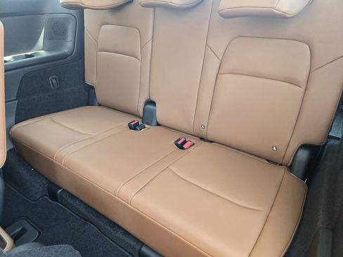 New 2026 Nissan Pathfinder Platinum AWD/4WD image 24