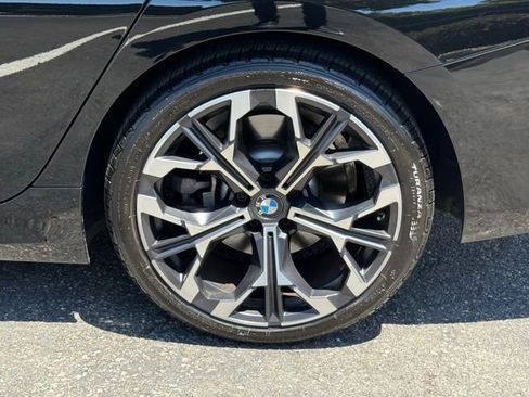 Used 2025 BMW 330i Sedan w/ Convenience Package RWD image 14