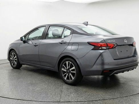 Used 2025 Nissan Versa SV image 6