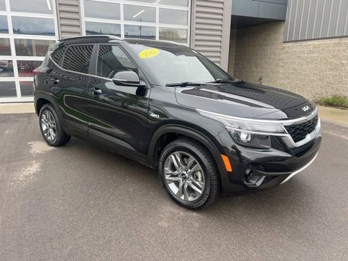 Used 2022 Kia Seltos S AWD/4WD image 3