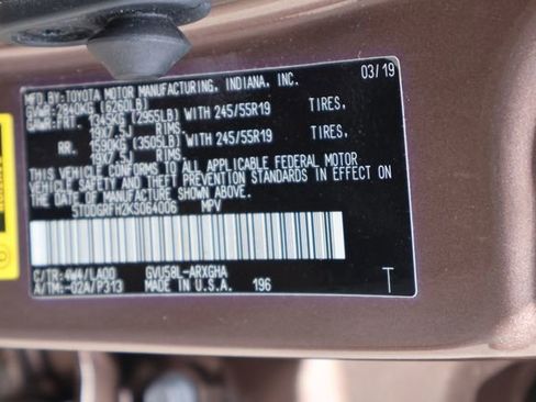 Used 2019 Toyota Highlander Limited image 30