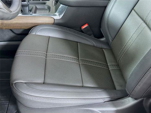 New 2026 Chevrolet Silverado 1500 High Country w/ High Country Premium Package image 15