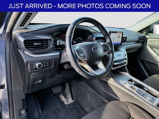 Used 2021 Ford Explorer XLT AWD/4WD image 11