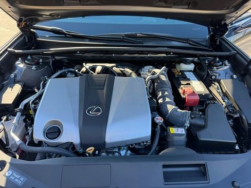 Used 2024 Lexus ES 350 Ultra Luxury w/ Accessory Package (Z2) image 19