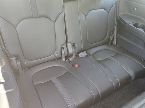Used 2024 Honda Pilot EX-L image 15