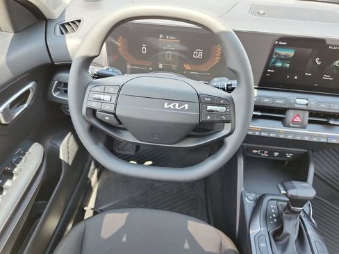 New 2026 Kia K4 FWD image 15