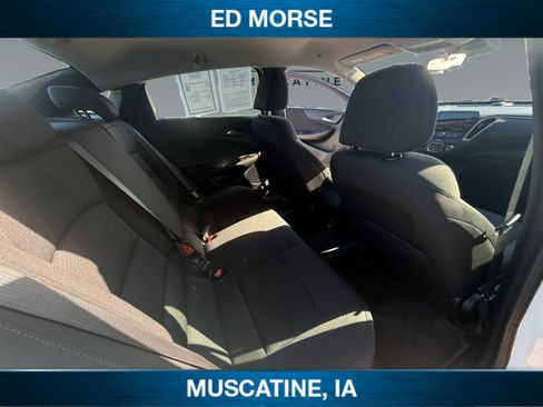 Certified 2024 Chevrolet Malibu RS FWD image 17