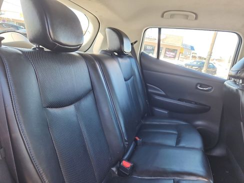 Used 2015 Nissan Leaf SL w/ Premium Package image 29