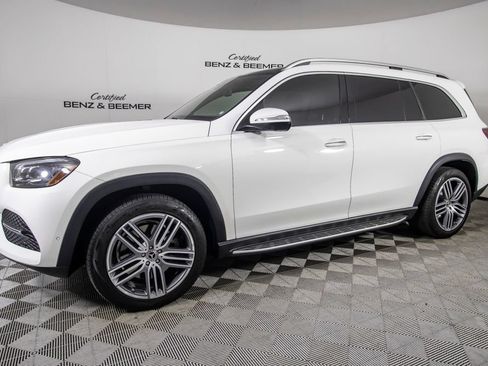 Used 2022 Mercedes-Benz GLS 450 4MATIC image 10