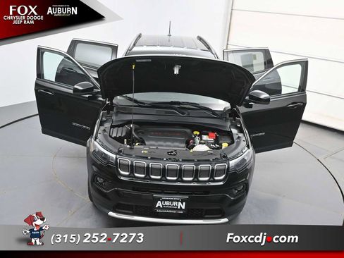 Used 2022 Jeep Compass Limited AWD/4WD image 35