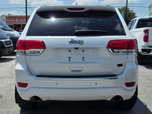 Used 2019 Jeep Grand Cherokee Overland RWD image 3
