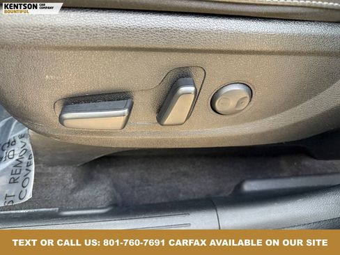 Used 2025 Kia Telluride S image 36