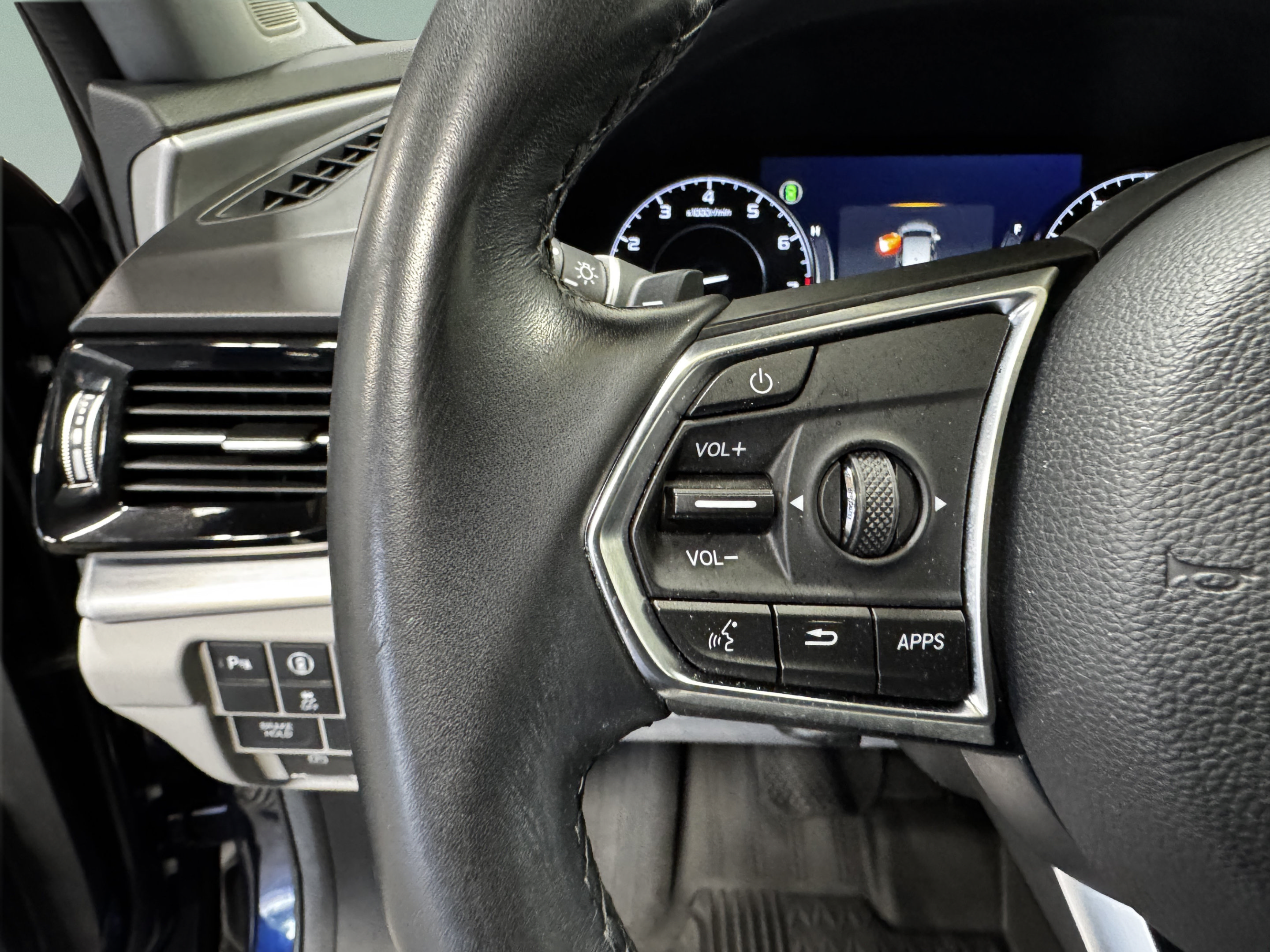 Certified 2023 Acura RDX w/ Technology Package FWD image 17