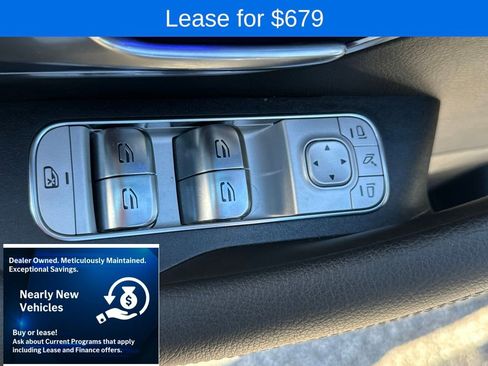 Used 2025 Mercedes-Benz GLE 350 4MATIC image 29