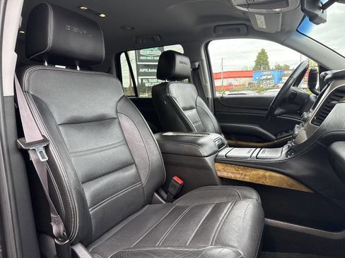 Used 2017 GMC Yukon Denali image 20