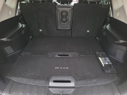 Used 2016 Nissan Rogue SL FWD image 10