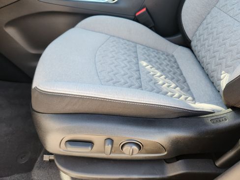 Certified 2023 Chevrolet Equinox LS w/ LS Convenience Package image 25