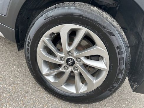 Used 2018 Hyundai Tucson SEL image 22