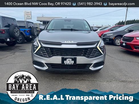 Used 2024 Kia Sportage LX image 2