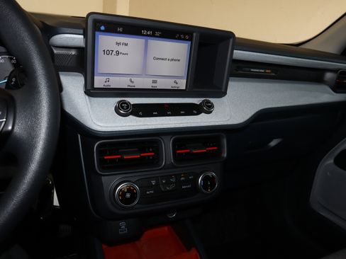 Certified 2024 Ford Maverick XLT w/ Equipment Group 300A Standard image 27