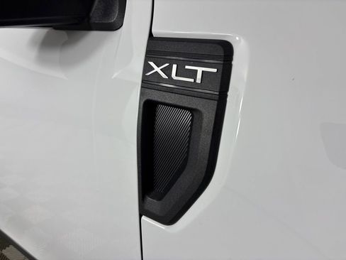 Used 2025 Ford Maverick XLT w/ Equipment Group 302A image 29