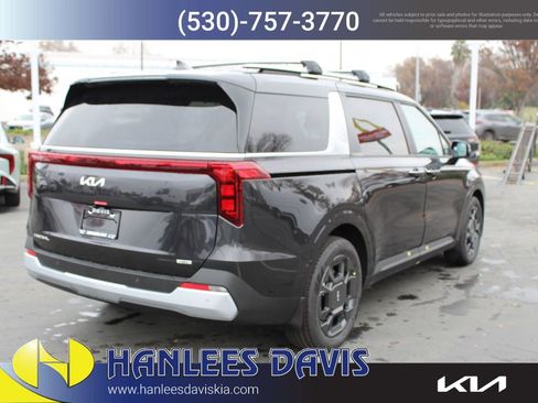 New 2026 Kia Carnival EX image 7