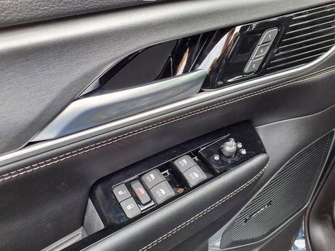 New 2026 Jeep Grand Wagoneer 4WD image 19