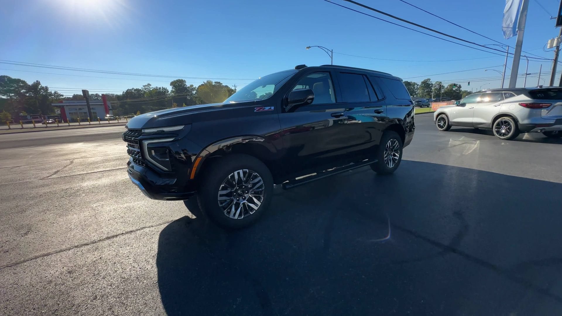 New 2026 Chevrolet Tahoe Z71 w/ Comfort Package AWD/4WD image 4