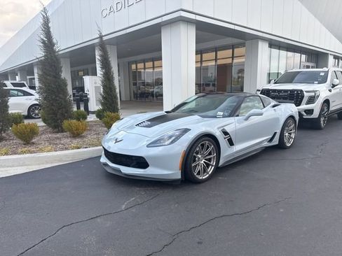Used 2019 Chevrolet Corvette Grand Sport image 3