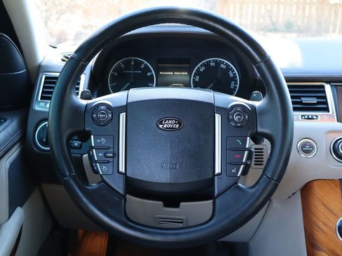 Used 2010 Land Rover Range Rover Sport Supercharged image 18