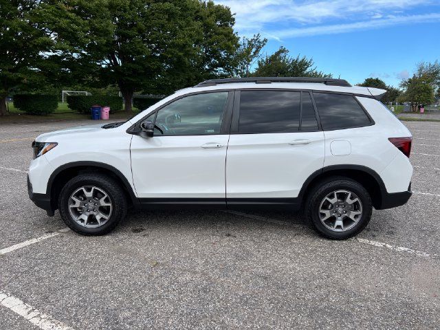 Used 2023 Honda Passport TrailSport image 6