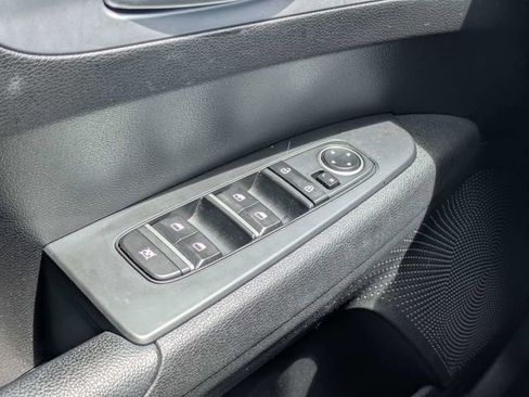 Used 2023 Kia Forte LXS w/ LXS Technology Package FWD image 20