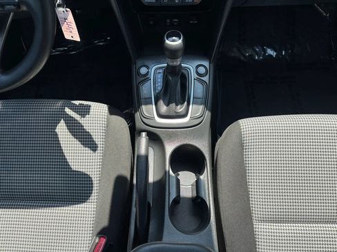 Used 2021 Hyundai Kona SE AWD/4WD image 34