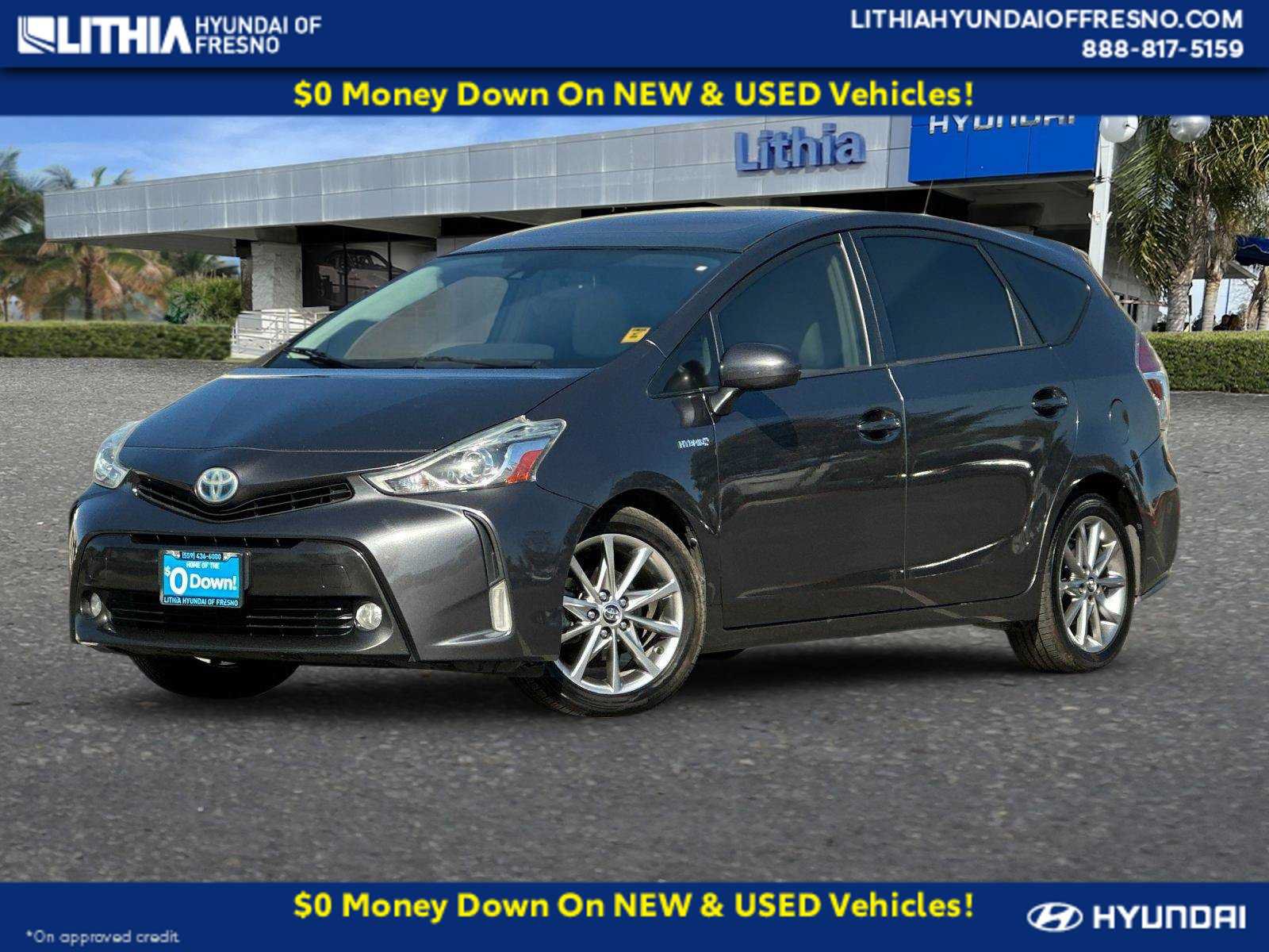 Used 2017 Toyota Prius V Five w/ Advanced Technology Package FWD image 1