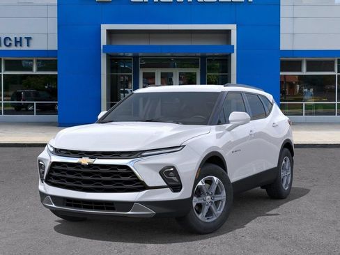 New 2026 Chevrolet Blazer LT w/ Convenience Package AWD/4WD image 6
