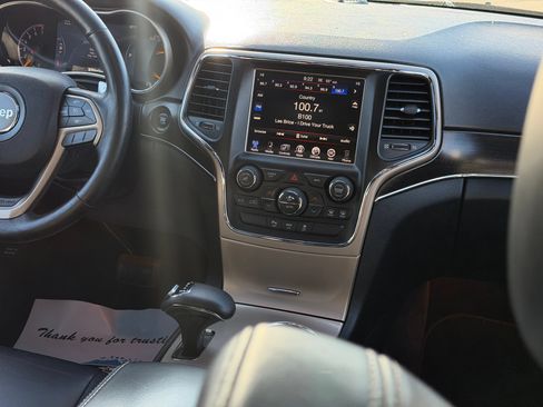 Used 2014 Jeep Grand Cherokee Limited AWD/4WD image 19