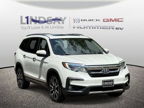 Used 2020 Honda Pilot Touring image 2