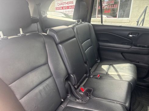 Used 2016 Honda Pilot Touring image 18